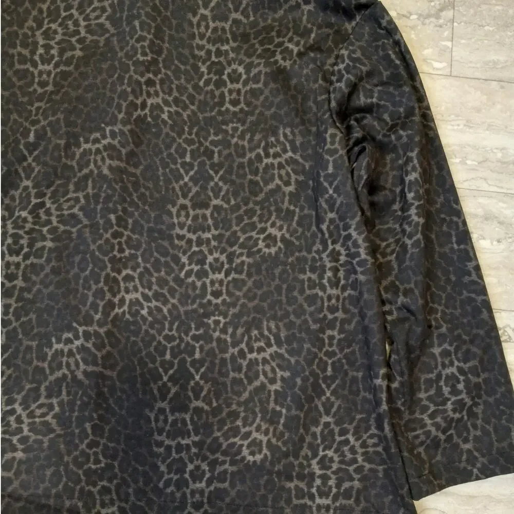 Vitamin black gray cheetah print snap‎ closure collar shirt jacket SIZE M